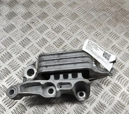 Ford Kuga III Engine mount bracket LX637M121DA