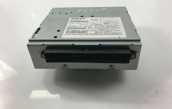 Volvo C30 Radio/CD/DVD/GPS head unit 31328059 P2567