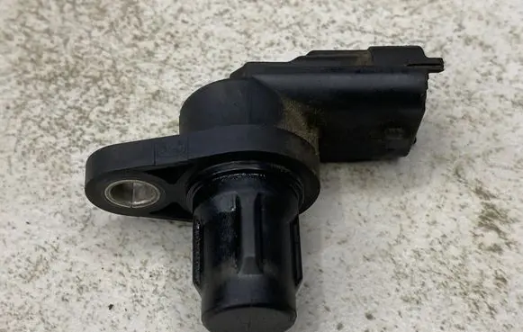 Volvo XC90 Camshaft position sensor 8658726 0232103063 110504