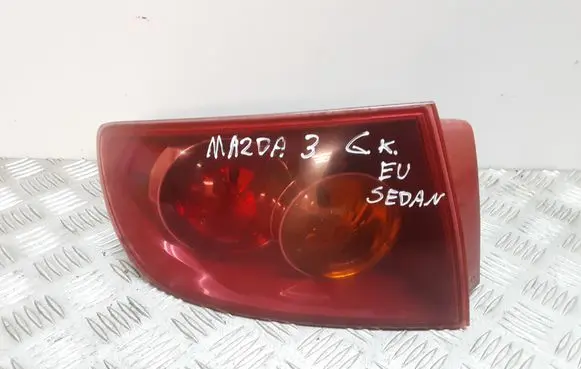 Mazda 3 I Rear/tail lights