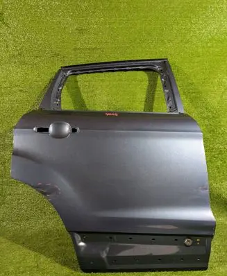 Ford Kuga II Rear door 