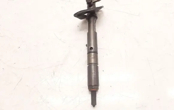 Audi A6 S6 C5 4B Fuel injector 059130201D 0432133805