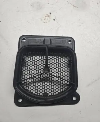 BMW X2 F39 Quarter panel pressure vent 9302950