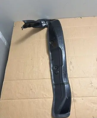 Audi A7 S7 4G Front wheel arch liner splash guards 4G8821111A