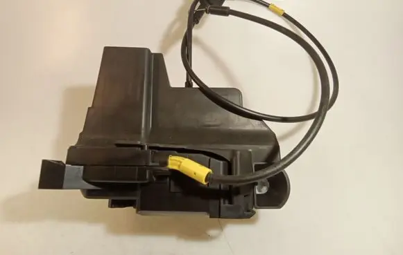 Renault Kangoo II Front door lock 8200497605D