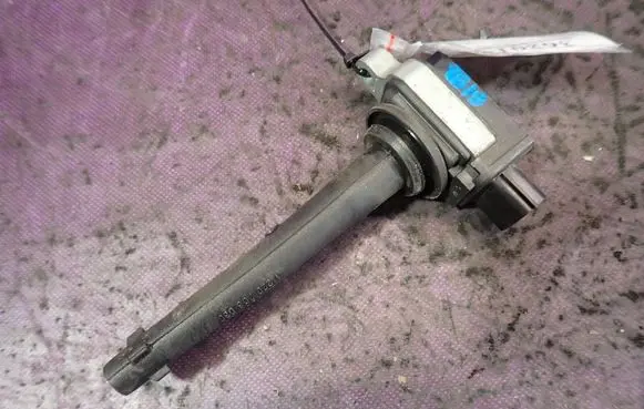 High voltage ignition coil