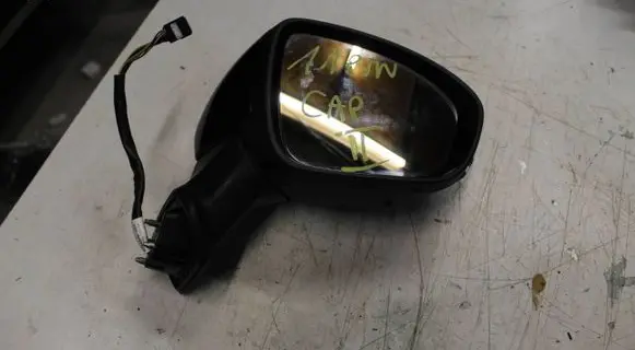 Renault Captur II Front door electric wing mirror