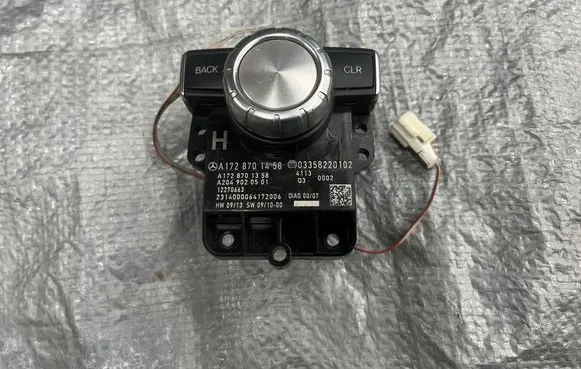 Mercedes-Benz SLK AMG R172 Head unit multimedia control A1728701458 A2049020501 A1728701358