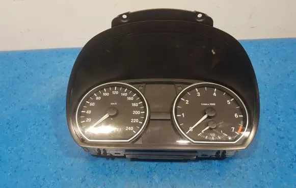 BMW 7 F01 F02 F03 F04 Speedometer (instrument cluster) 9220941-01