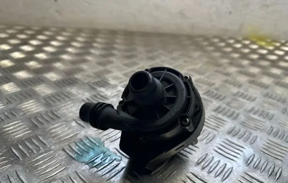BMW i8 Electric auxiliary coolant/water pump 0392024056