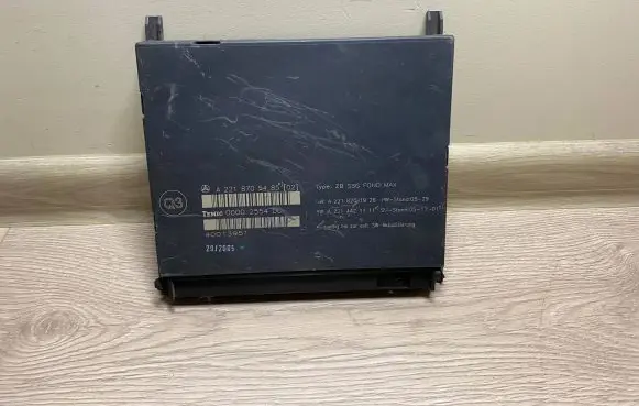Mercedes-Benz S W221 Other control units/modules A2218705485 A221870548502 2218705485