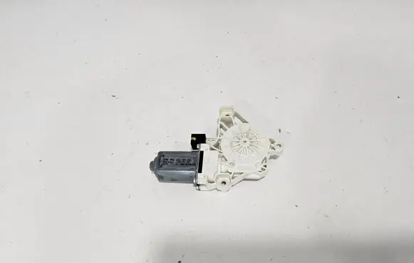 Porsche Cayenne (9Y0 9Y3) Rear door window regulator motor 4K0959802 95895980200 958959802