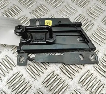 Audi A5 Engine bonnet/hood lock/latch loop/hook 8W0823186E