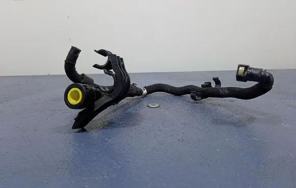 BMW X5 E53 Fuel line pipe 8575783