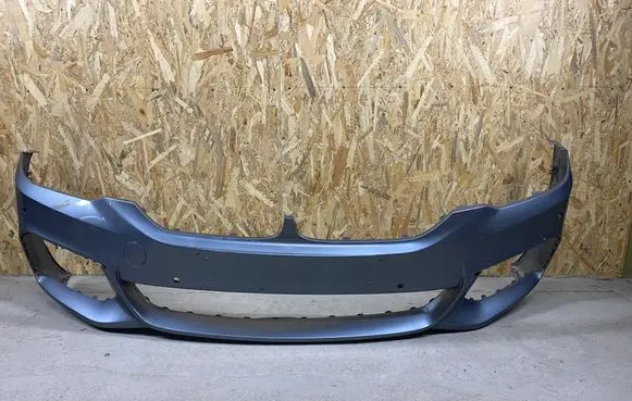 BMW 5 G30 G31 Front bumper 51118064928