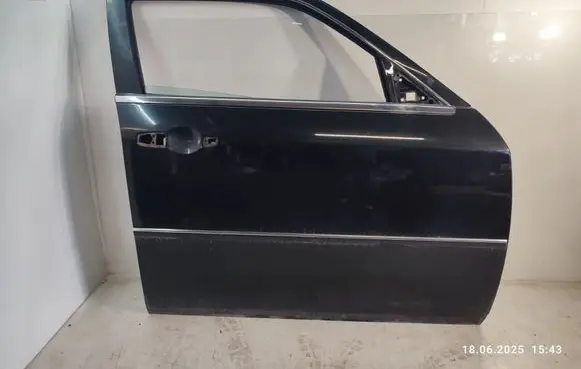 Chrysler 300 - 300C Front door 