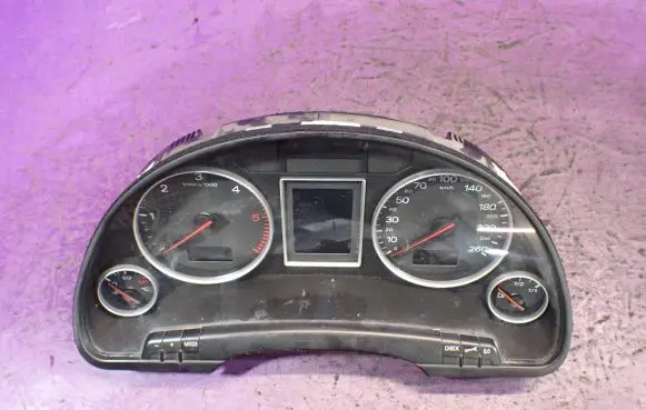 Audi A4 S4 B6 8E 8H Speedometer (instrument cluster) 8E0920900G