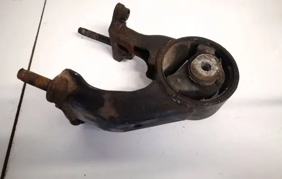 Toyota Corolla Verso AR10 Engine mount bracket 123710r010 12371-0r010
