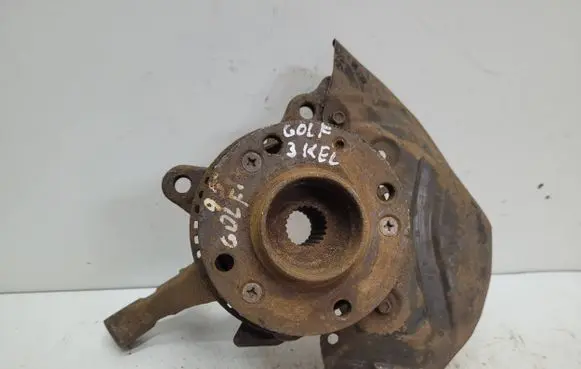 Volkswagen Golf III Front wheel hub