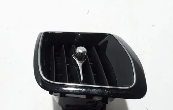 Volvo XC60 Dashboard side air vent grill/cover trim 31477272