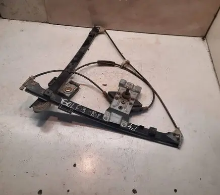 Volkswagen Golf III Front door manual window regulator 