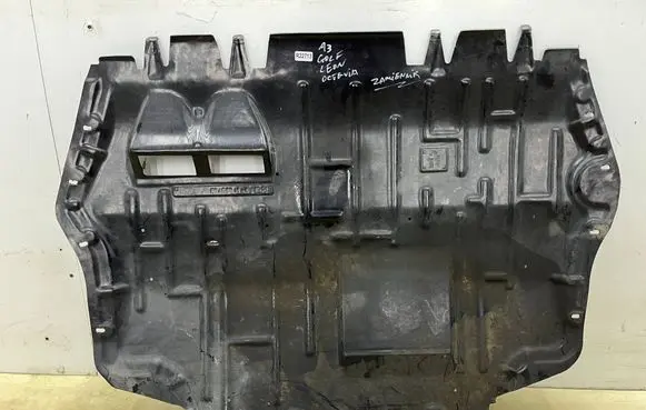 Audi A3 S3 8P Engine splash shield/under tray 1K0825237 RP150418