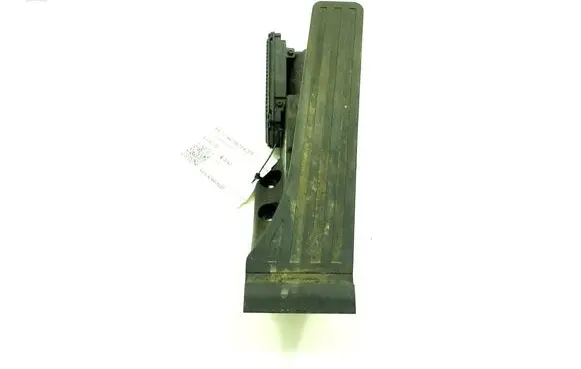 Mercedes-Benz C W205 Accelerator throttle pedal A2223002300