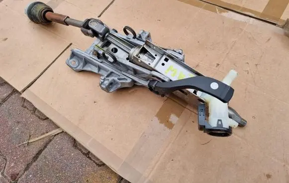 Ford Focus Steering wheel axle 111111111111