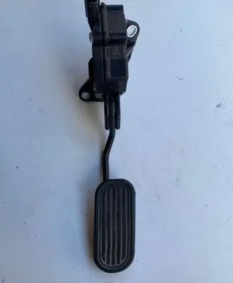 Lexus IS 220D-250-350 Accelerator throttle pedal 7811053010 03J28B00014 1988007221