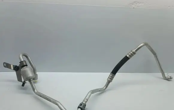 Renault Laguna III Air conditioning (A/C) pipe/hose 924500001R