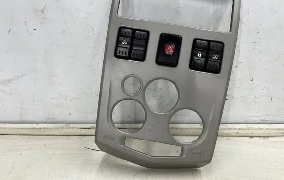 Dacia Logan VAN Panel trim 8200751186