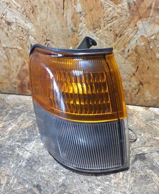Mitsubishi Pajero Front indicator light 210-37747