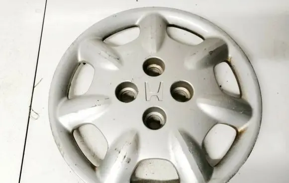 Honda FR-V R16 wheel hub/cap/trim 44733