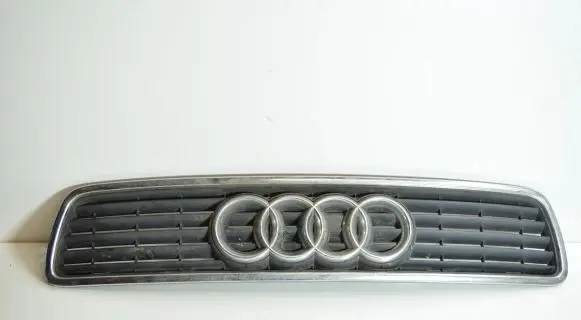 Audi A4 S4 B5 8D Front grill 8D0853651J