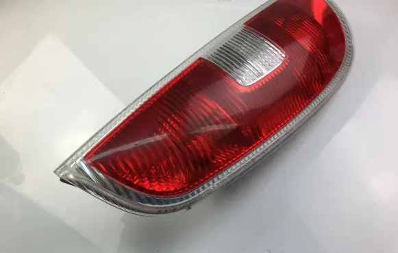 Skoda Fabia Mk1 (6Y) Tailgate rear/tail lights 5J7945111