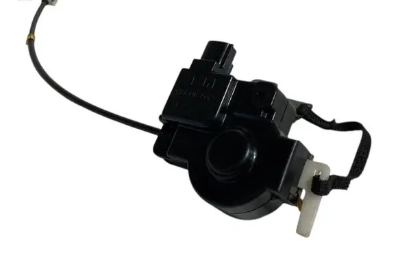 Lexus RX 300 Fuel tank cap lock 
