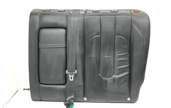 Land Rover Evoque I Rear seat 