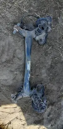 Peugeot 308 Rear axle beam with reductor 