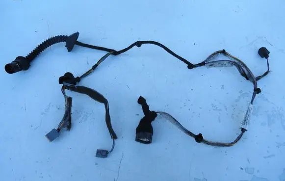 Volvo XC70 Rear door wiring loom 8697917