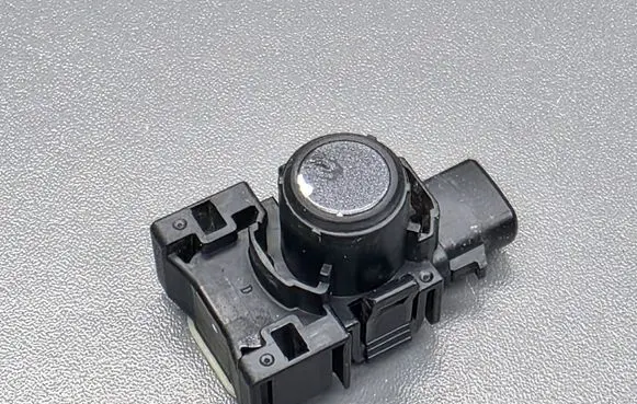 Mazda 3 III Parking PDC sensor KD4767UC1 K46021