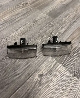 Toyota C-HR I Number plate light 81270F4010