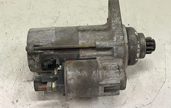 Volkswagen Caddy Starter motor 02Z911023H TS18E1 1006060709