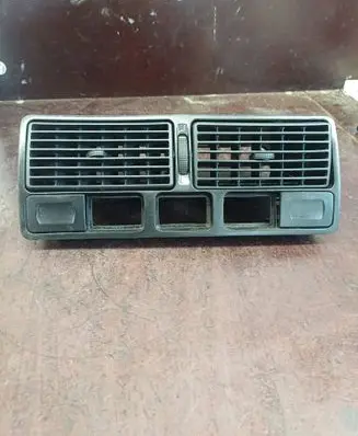Volkswagen Golf IV Dash center air vent grill 1J0819728C 1J0819736C