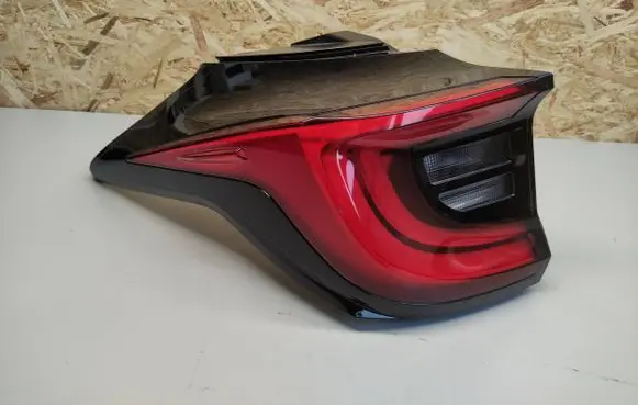 Toyota Yaris XP210 Rear/tail lights