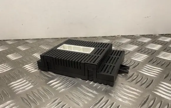 BMW 5 E60 E61 Light module LCM 9154943