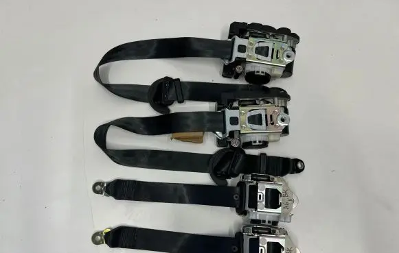 Audi A6 S6 C8 4K Set of seat belts 