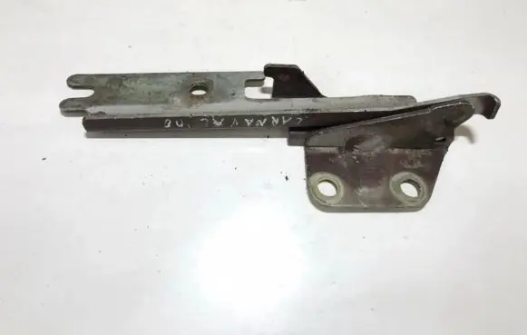 Engine bonnet/hood hinges
