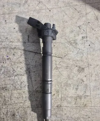 Audi A5 Sportback 8TA Fuel injector 059130277ED