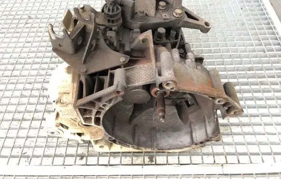 Peugeot Boxer Manual 5 speed gearbox 20GP06