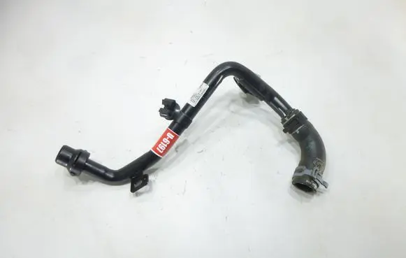 Engine coolant pipe/hose